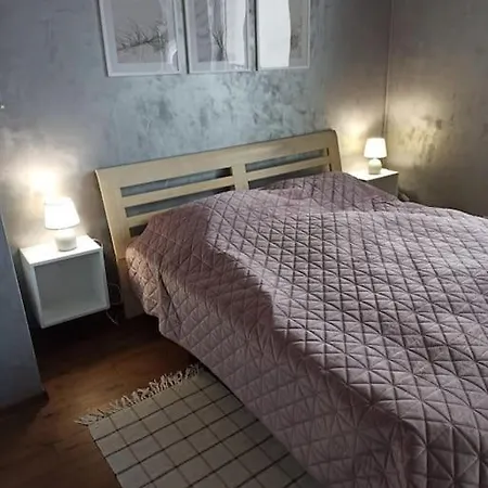 Sunny Corner In Bialoleka With One Double Bed 아파트 바르샤바
