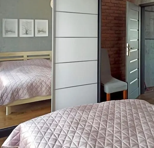 Sunny Corner In Bialoleka With One Double Bed 아파트 바르샤바